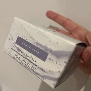 New Fenty Skin Detox Face Mask